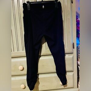 Free People Movement compression ankle cutout leggings size L retail value $98